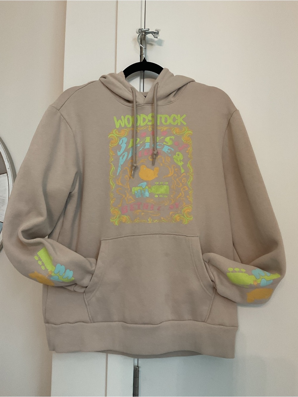 “”WOODSTOCK”” Beige Hoodie with Neon Psychedelic Woodstock Print